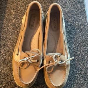Sperry boat shoes